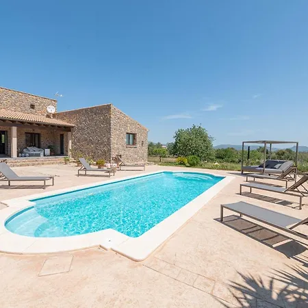Villa Bellpuig 4 *