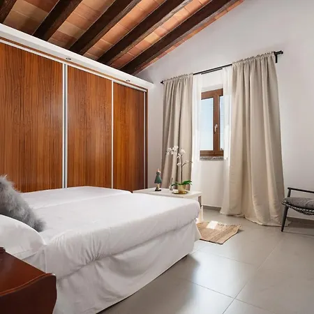 Bellpuig 4 Villa